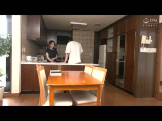 女儿不在家中、被女儿男友强硬中出发情的母亲 真崎理惠子 KEED-70
