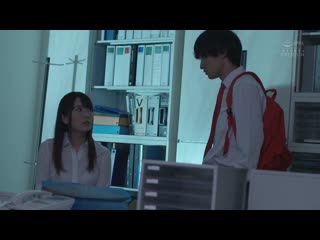 只属两人的秘密。颱风天、我住在老师家持续中出性爱…。 波多野结衣 PRED-220