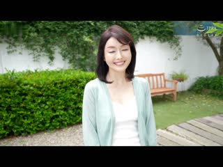 出道 西高真澄47歳「决心」―奇迹的美人妻挑战限界情色。 RENU-001