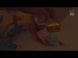 搭不上末班车到同事房间住宿 不戴胸罩私服让人受不了抽插到保险套都用完 石原希望 MIDV-112