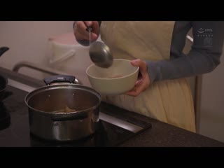 脱衣舞剧场跳舞的人妻 沖宫那美 JUQ-675