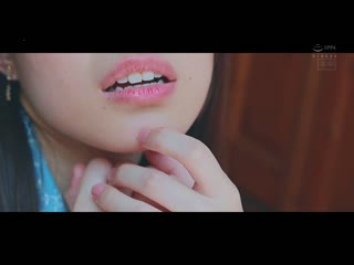 新人 喜欢骑乘位乳头激凸苗条母乳人妻中出AV出道 CHIYU HMN-275