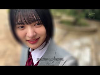 正在长高的制服少女在修学旅行中熘出来与爸爸世代大叔进行深吻约会，然后在酒店裡反覆进行无套中出性爱，感受到了成人的快感。 虹村由美 MUDR-316