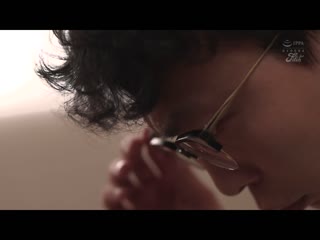 明明只是偷看了一下她的手机而已 真人版 桃园怜奈 NIMA-011