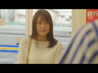 总是与中年店长2人独处深夜调班的内向女友 胸粪NTR 八木奈奈 MIDV-188