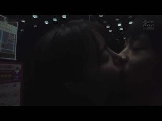 不能让老公知道的三日间。 没有做爱欲求不满的我被外甥中出。 岬奈奈美 YUJ-003