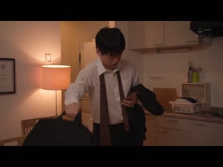 里民大会帐篷NTR 帐篷中被轮姦的妻子冲击被寝取映像 通野未帆 JUQ-497