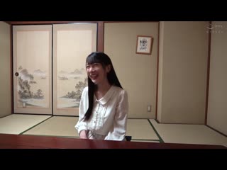 一般男女监控AV 女主播志愿的美女大学生在男汤裡只穿一条毛巾进行阴茎报导挑战！ DVMM-189