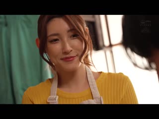 搬到隔壁的苗条美女、是一面显现开朗气氛一面总是寂寞着…与前人妻忘我般中出做爱 森泽佳奈 ROYD-126
