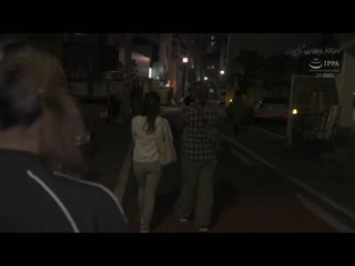 [女同]餐厅工作的大奶子招牌女孩，她在店裏让你随心所欲地达到高潮……一个成爲频繁女同性恋的计划 NHDTB-920