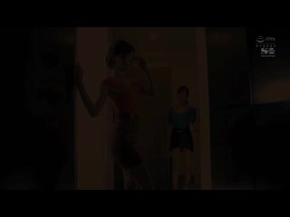上下前后左右同时被搞痴女玩法360°快感MAX梦般逆3P SSNI-603
