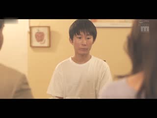 要不要成为欧巴桑的练习对象？ 洋溢妩媚的继母在男士沙龙工作后无法避免勃起的练习让我理性崩坏… 小早川怜子 MIAA-843