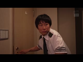 醉酒后成为肉食女的空姐美脚黑裤袜夹击锁住与舔吻体位出差不伦飞行 森日向子 木下日葵 CJOD-433