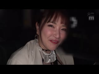 Q罩杯Himari姊姊緊急拜訪M男君的家！在耳語緊貼的乳交天堂裡，一整天都被幹爆的極品痴女外送！！ MIDA-280
