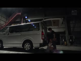 【阅览注意】车中强暴。 皆月光 SAME-104