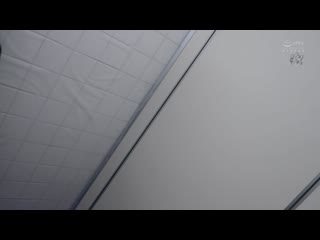 鸡巴头变成了嘴巴的形状！从龟头真空吸盘立刻就啪啦啪啦！即使爆发也紧紧吸附的超紧贴章鱼吹喇叭 新进员工 仓本蓳 DASS-652