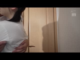 妻子回娘家3天，對發育成熟到可以吃的巨乳繼女，累積一輩子的做愛份量。 櫻柚乃 MIDA-282