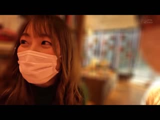 在外面接吻吧？与小恶魔系出租女友舌头交络深吻约会 青空光 STARS-777