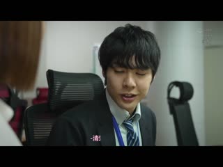 与让人理性飞走般究极身躯人妻的不伦性交。 美谷朱里 DASS-029