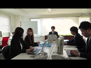 【反转/位置反转！ ！ 】我的童贞被两个看不起我的姐姐员工发现,双反三人行中我被剥夺了作为荡妇的男性权利。 波多野结衣/森泽佳奈 GVH-665