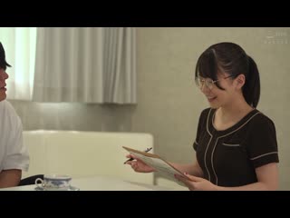 脱衣后超赞的土气眼镜巨乳妹！！ UMD-953