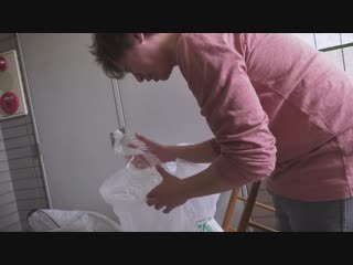 邻居满是妩媚！不穿胸罩太太 服部圭子 pacopacomama_080819_001