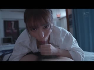 交了人生第一个女朋友 脱了衣服之后…穿着衣服完全看不出来拥有一对美丽的胸部！兴奋大爆炸的我猛烈幹下去 佐藤汐 EBWH-070