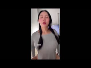 杏吧传媒 健身回来的姐姐不安分的把脚放在了弟弟的鸡鸡上-汐梦瑶 xb-966