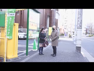 巨乳制服少女的放学后援交 胸部紧贴喝下口水打桩深吻骑乘位紧密中出！ PPPE-048