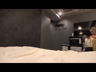 当我订购按摩服务时，遇到了心仪的女孩！她太可爱了，完全符合我的喜好，我跪下来拍摄了性爱影片！ IOG-015