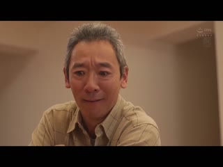 拜託不擅长拒绝的叔母开苞破处的我。爽过头搞到保险套都用光了…。 北条麻妃 JUQ-259