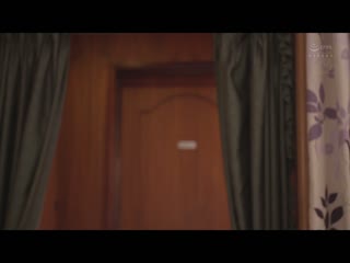 度假泳池NTR 专属好女人×大人的比基尼…背德感与开放感交错的NTR戏剧。 小花暖 JUQ-773