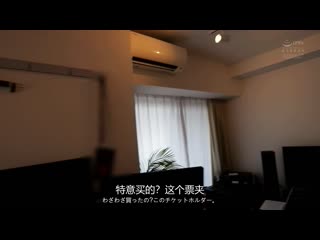 喝醉酒后99.9%可以做爱…。被棒球比赛转播摄影机捕捉到的G级美少女和冠军潮吹，脸上精液满满，大量中出高潮，疯狂乱交 自家饮酒自拍影像 CAWD-831