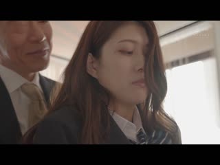与学生时代的性骚扰教师在传播公司偶然再会。从那天起就变成从顺性处理宠物…。 有贺美奈穗 JUL-970