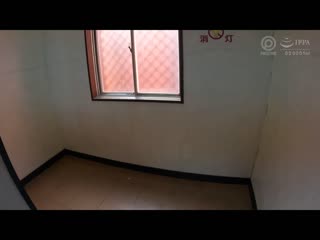 沉溺在黏着性爱的文系女子。粘着性高湿度寂静做爱 八挂海 ABW-302