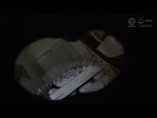 沉溺在黏着性爱的文系女子。粘着性高湿度寂静做爱 八挂海 ABW-302