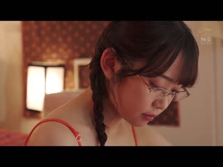 虚弱女学生由罗的话碰触乳头也不会抵抗只会逐渐提升感度。 架乃由罗 SSIS-949