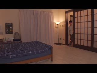 把胸部放在我肩膀上的美羽老师先生I罩杯抵住诱惑让人无法专心用功读书 有冈美羽 DVAJ-609