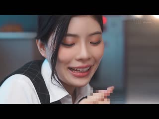 美人旅馆经营者的隐藏趣味、是对有着妻子或恋人的顾客呢喃淫语诱惑寝取。 神木丽 STARS-979