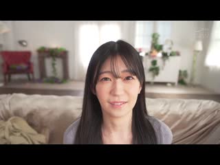 可爱与性感的完美结合。○○大学附属医院 现役护士（已婚）结婚3年 29岁 I罩杯 柏木文香 AV首次亮相 EBWH-218
