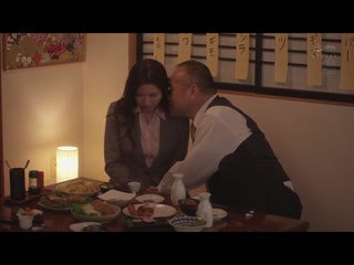 被客户傲慢社长持续中出的出差接待。 爱弓凉 JUQ-112