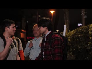 我們只是男性朋友。或者說,應該如此。身為處男的我請我那位帥氣的男性朋友幫我練習性愛。柚木蓮花 DASS-732