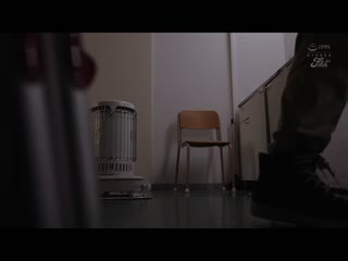 庆祝结婚NTR露营 在公司企划活动中沉溺在快感的未婚妻 橘内日向 FPRE-038
