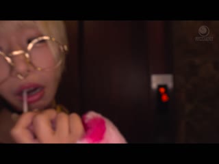 住在东京涩谷区丸山町,我被迫与邻居的性感大屁股妹妹进行疯狂肛交,她的口水流着口水,舌头上喷出,我多次在她的屁眼裡射精。 LULU-302