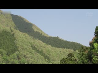 里民大会帐篷NTR 帐篷中被轮姦的妻子冲击被寝取映像 篠田优 JUQ-179