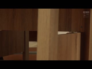 被中出的新妻 咲．32岁 美泉咲 PFAS-017