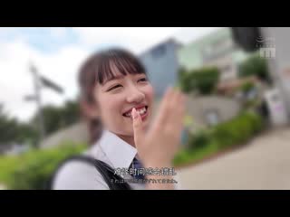 女子学生美少女与大叔制服约会 每个场景不同的制服、不同的大叔亲密性爱3P 浦上日纪 MIDV-982