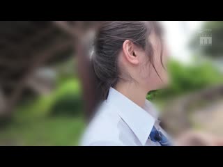 女子学生美少女与大叔制服约会 每个场景不同的制服、不同的大叔亲密性爱3P 浦上日纪 MIDV-982