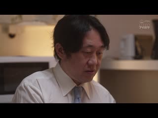 独居男子的访问支持 温柔的护理师以压倒性的母性来提供性服务 看到垃圾屋裡大量的自慰套后，她决定帮他处理肉棒的卫生问题 希岛爱理 IPZZ-429
