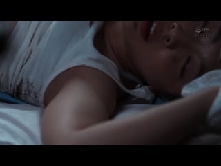在逃亡中，被绝伦中年男收留的破旧公寓裡，充满激烈又短暂的性交，罪恶的女囚的7天―。 一乃葵 JUR-364